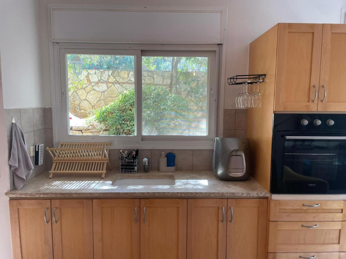 Alma Bahar - Charming 2 Bdrm House With Garden עלמה בהר - דירת אירוח בלב גן פורח *